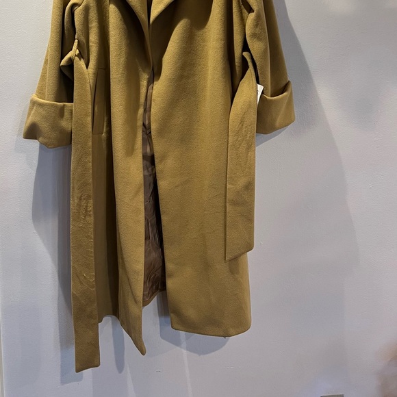 Plus size oversized light brown/camel trench coat NWT - Picture 7 of 7